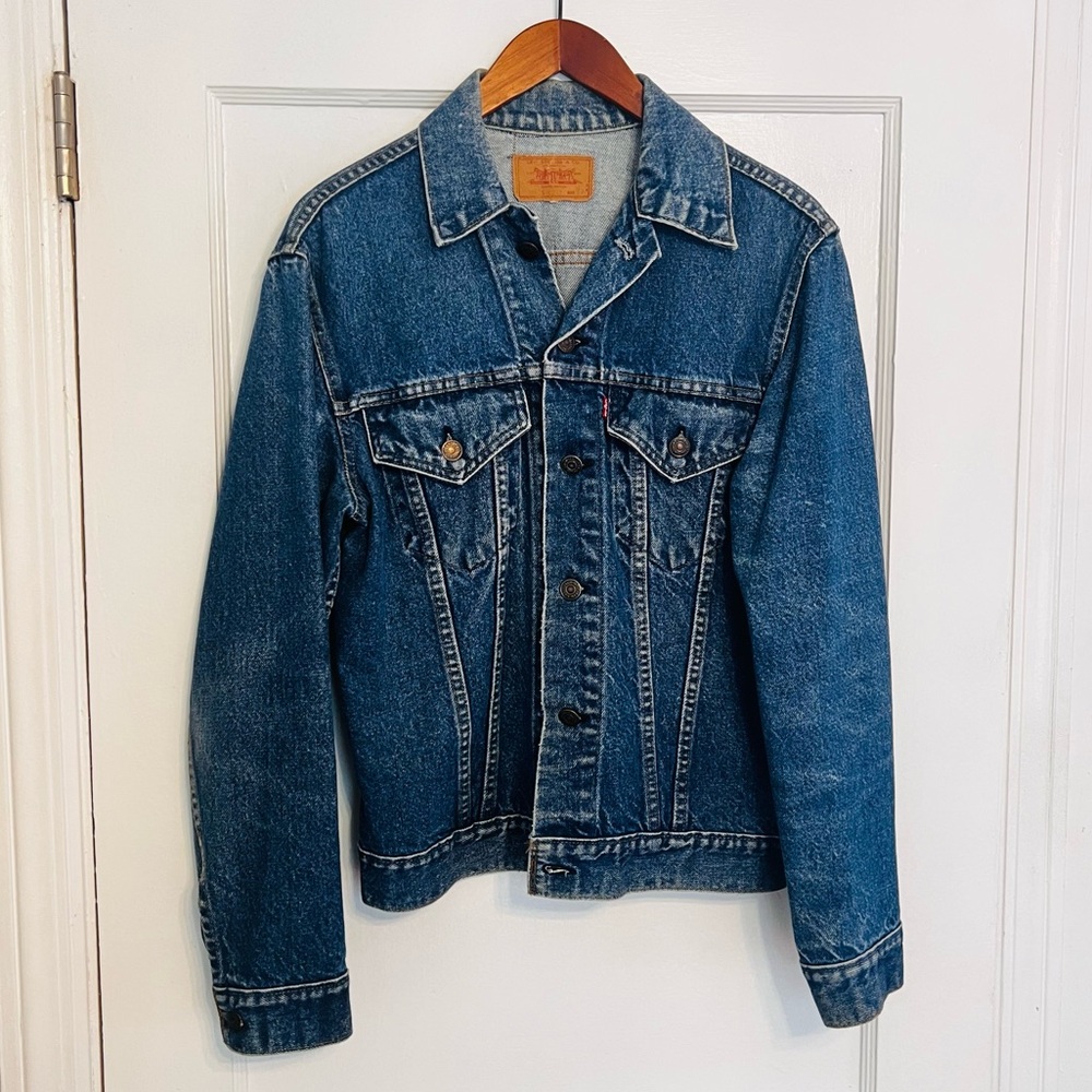 Levi's Type 3 trucker jean jacket medium/small 38